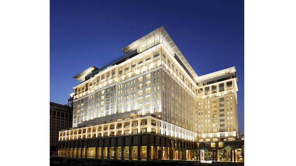 A building with many windows.