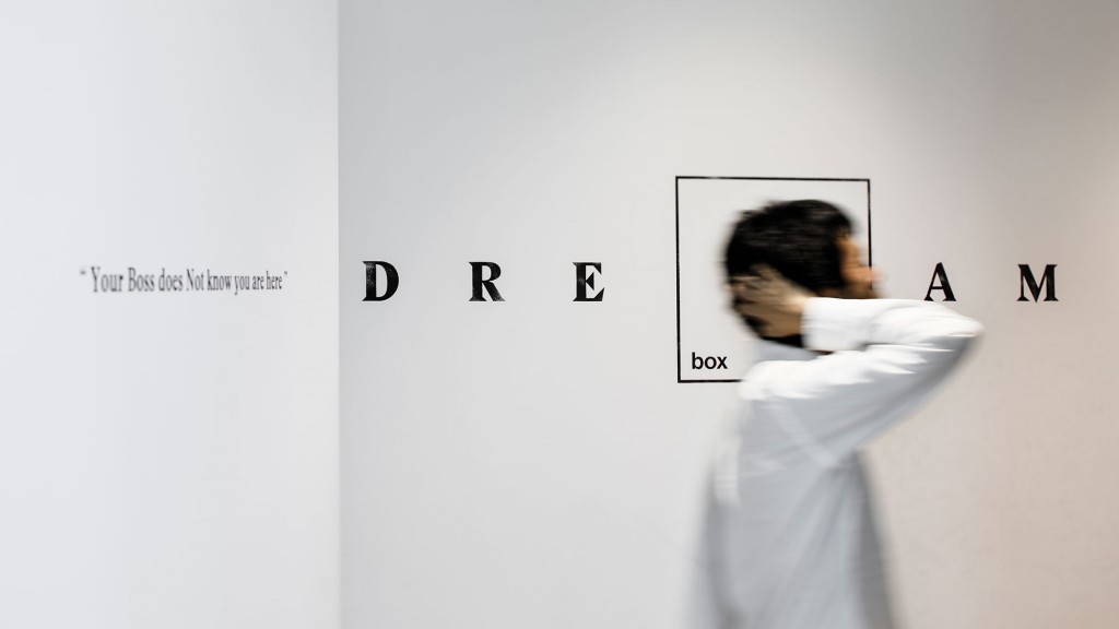 Graphical user interface.