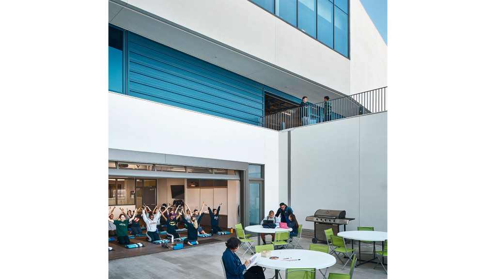 A group of people sitting in a room.