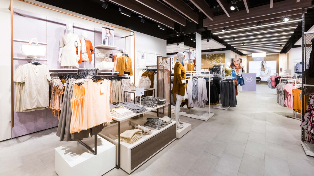 A store with clothes.