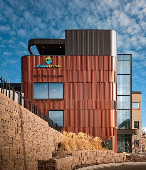 A building with a large tower.