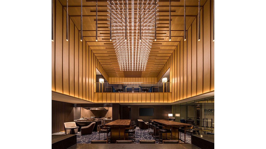 A room with tables and chairs.