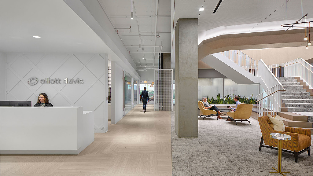 Elliott Davis headquarters reception and lounge area