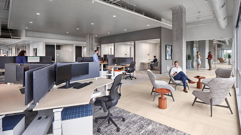 Elliott Davis workstations and open seating