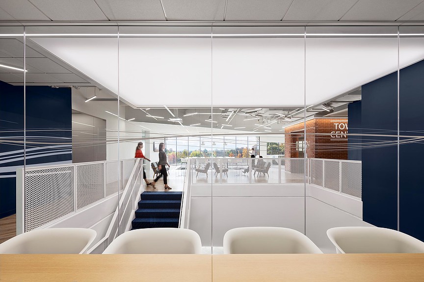 Unum Portland glass-front meeting room