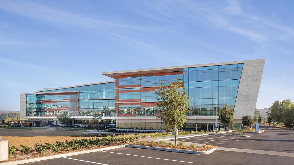 Aperture Del Mar campus building