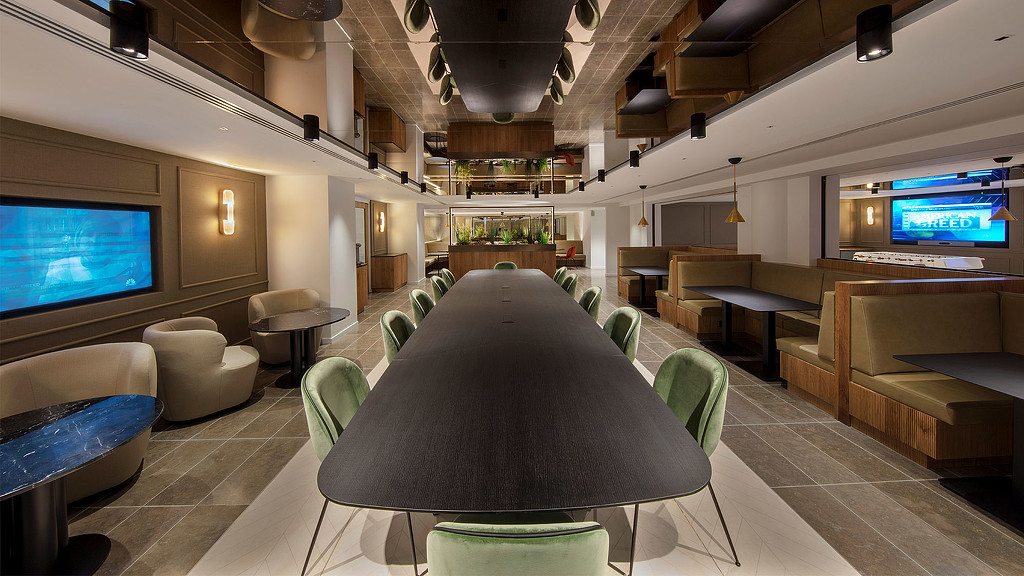 Confidential Paris client office meeting room with mirrored ceiling.