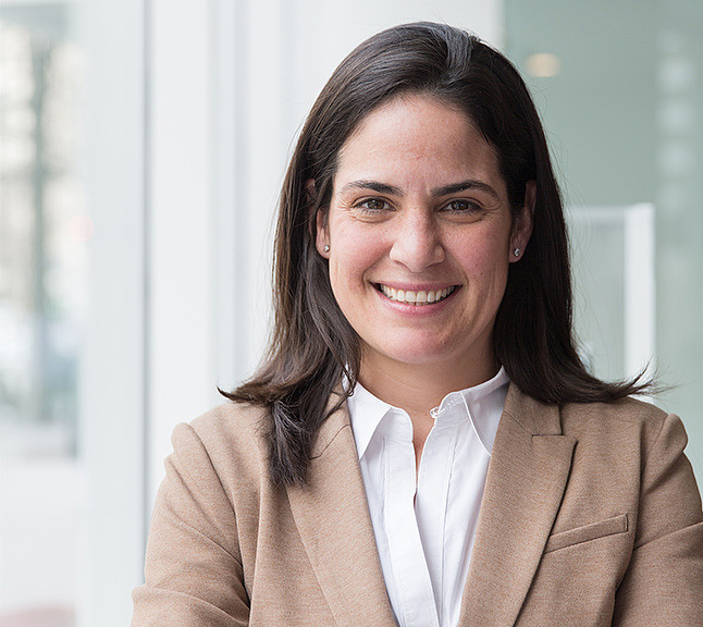 Madeleine Crippen headshot.