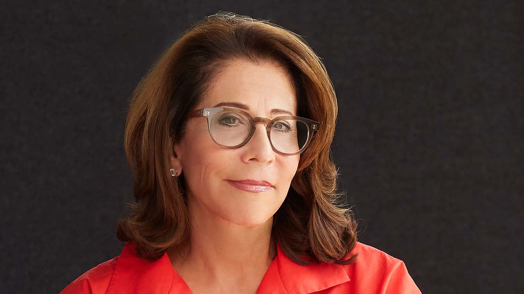 Robin Klehr Avia headshot