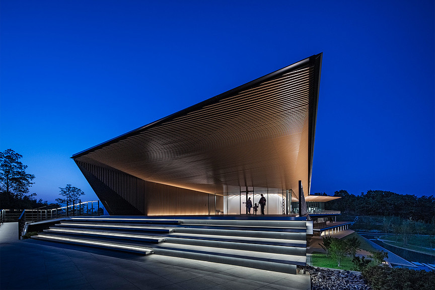 Maruwa Seto Factory building exterior