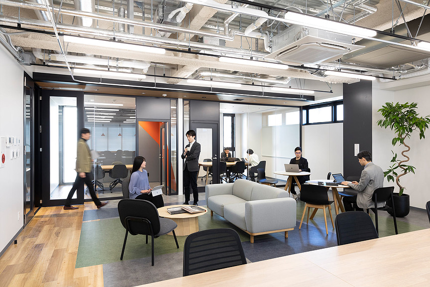 Bizflex office collaboration space and meeting rooms