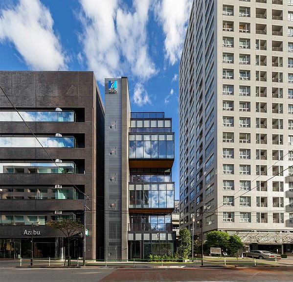 Bizflex building exterior from street