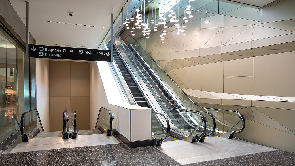 San Diego International Airport, Federal Inspection Services Facility escalators