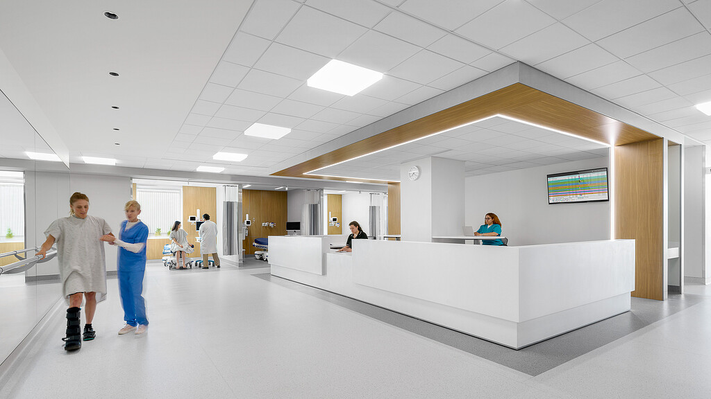 Montefiore Einstein Comprehensive Orthopedic & Spine Center hallway and reception