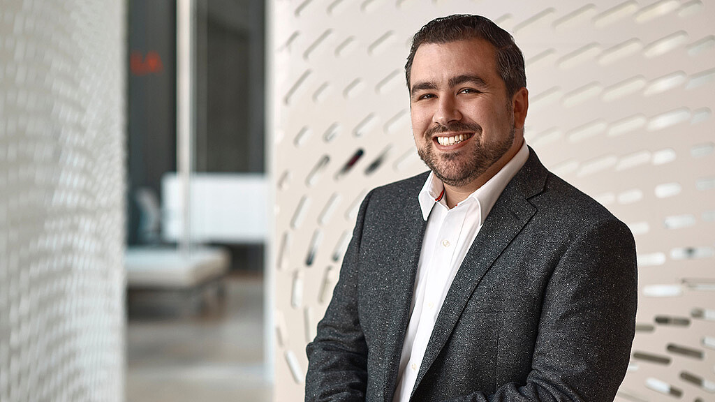 Jaymes Dunsmore headshot