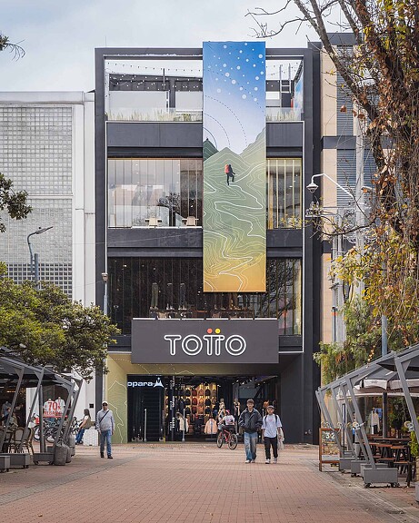 A building with a sign on it.