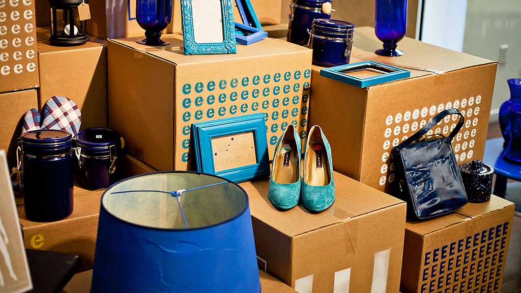 A group of objects on a table.