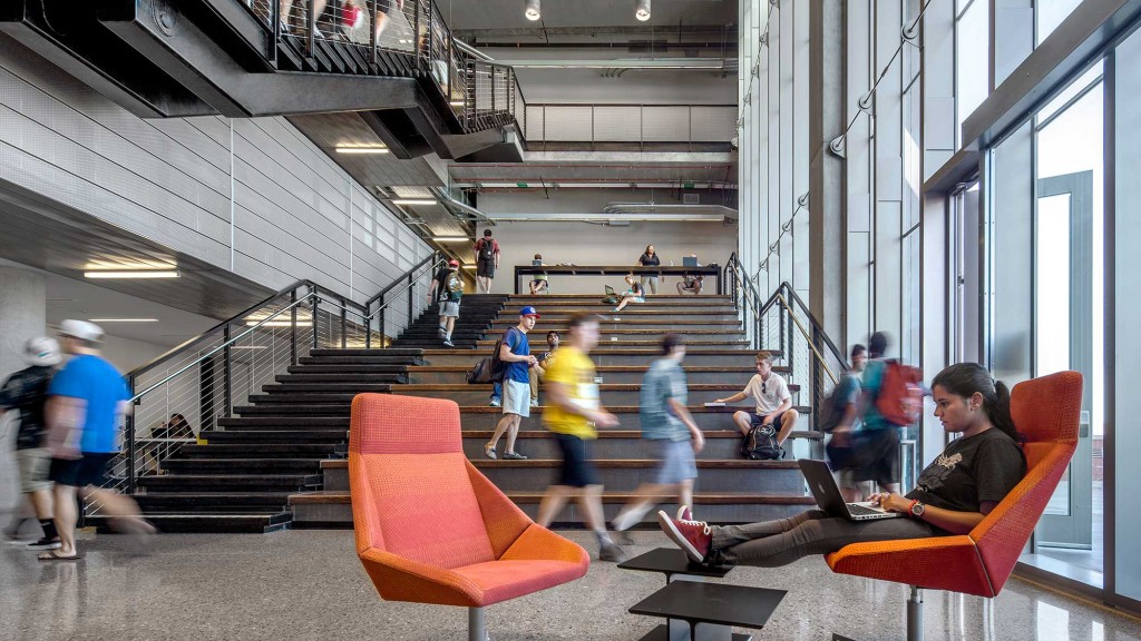 A Student View of Academic Libraries Dialogue 27 Gensler