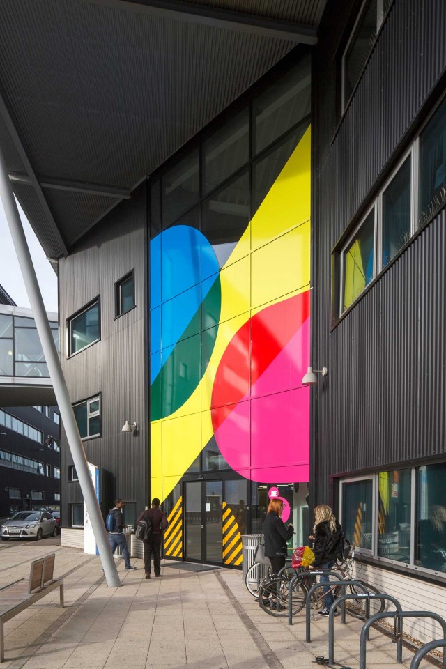 University of East London, Knowledge Dock: Brand Design | Gensler