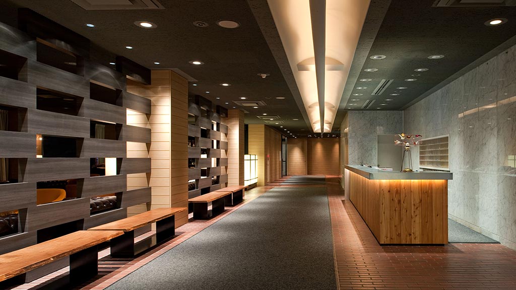 A library with bookshelves.