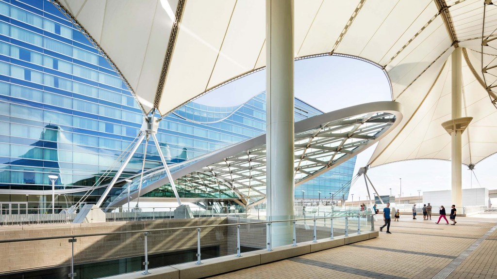 A large building with a glass front.