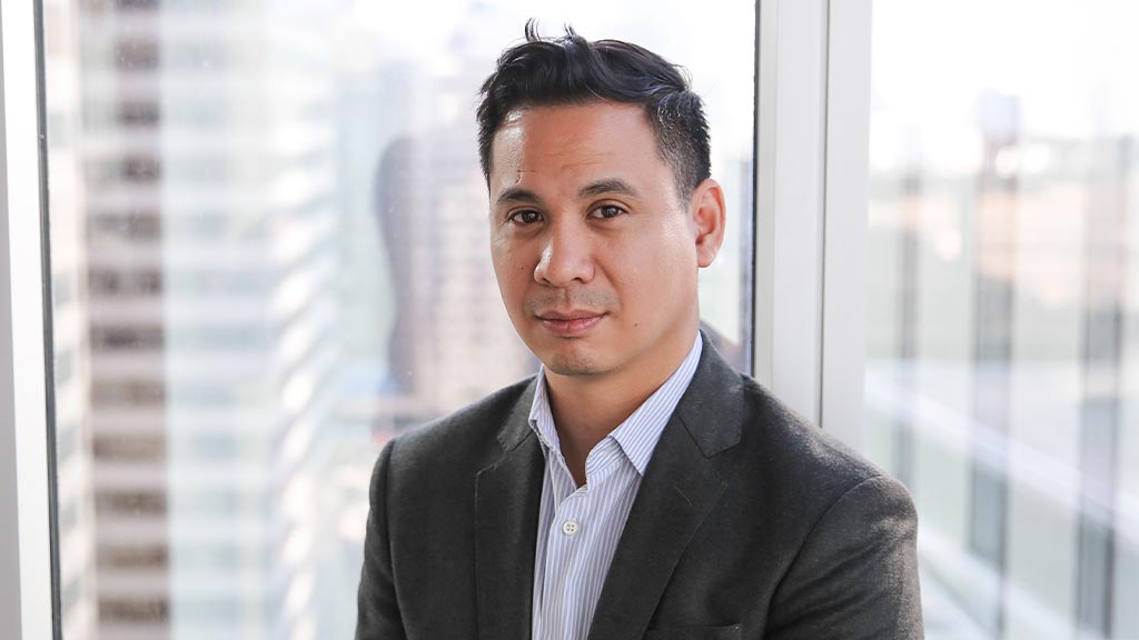 Kevin Katigbak headshot