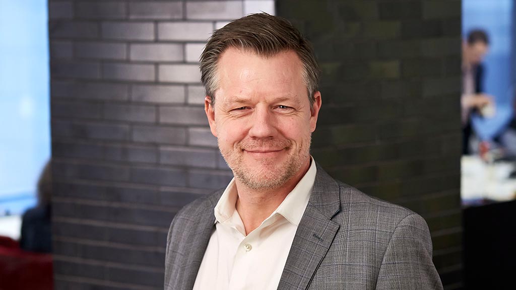 Oliver Schaper headshot