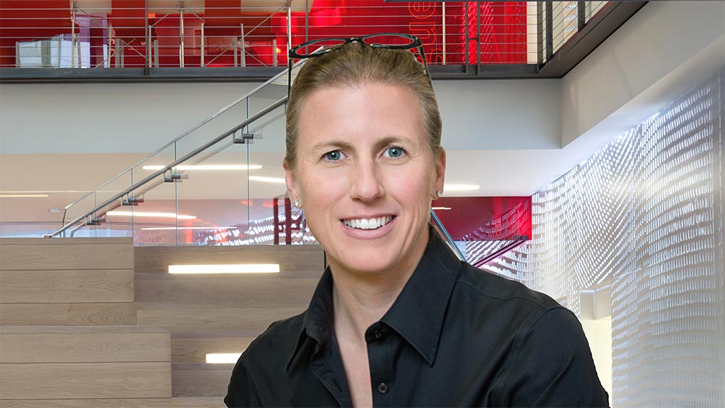 Kelly Farrell headshot