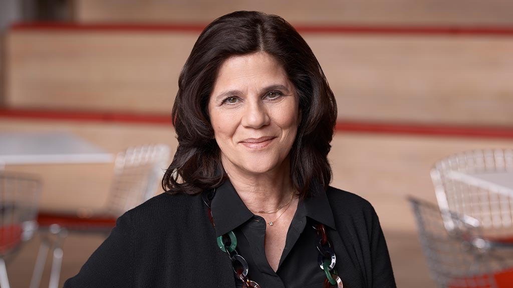 Barbara Dunn headshot