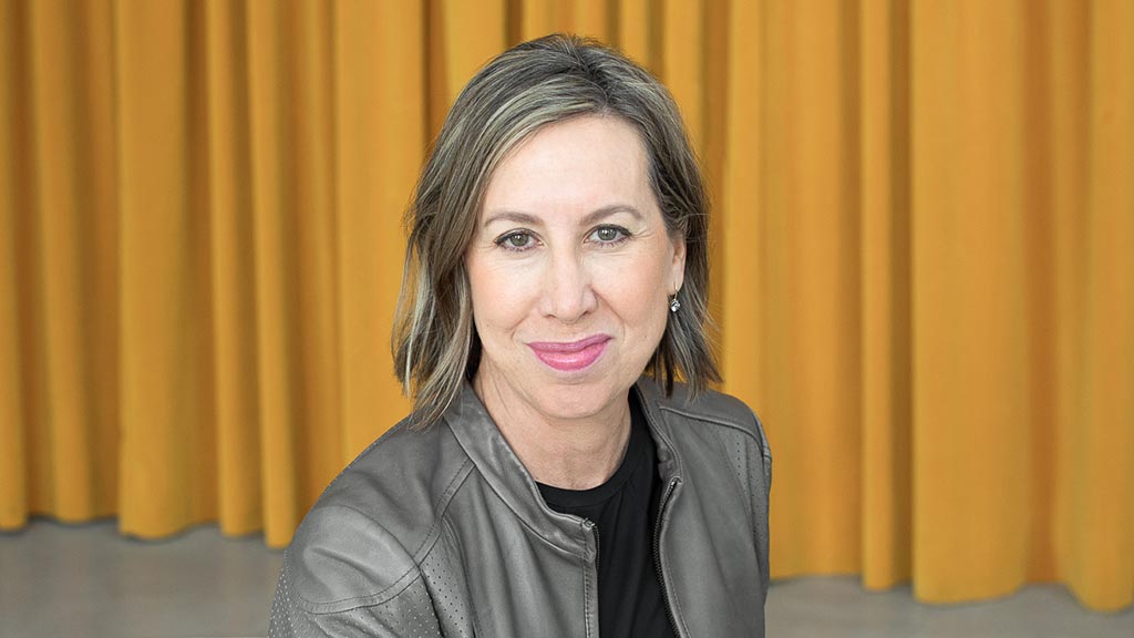 Helen Hopton headshot