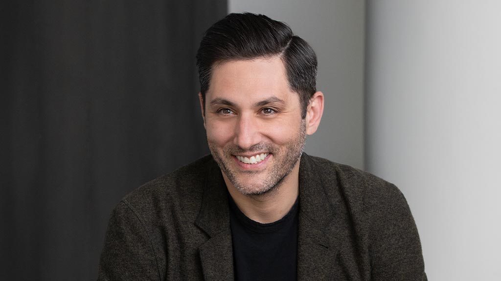 Scott Hurst headshot