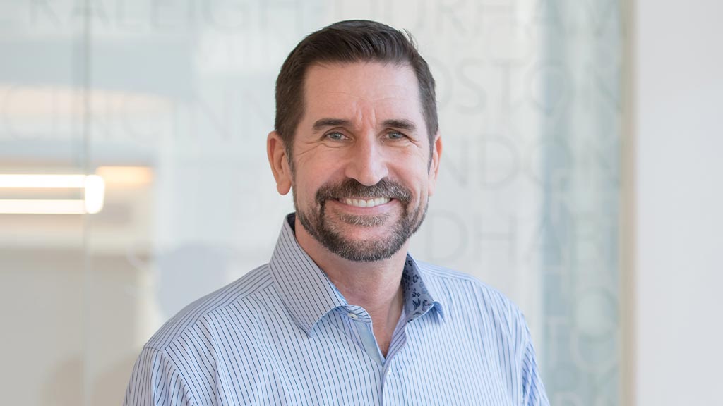 David Loyola headshot