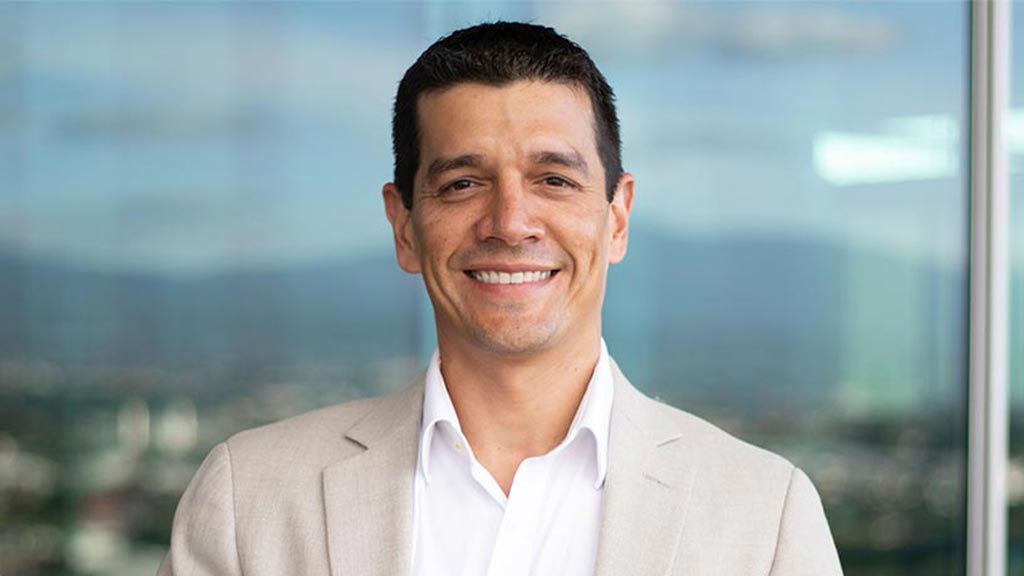 Samuel Bermúdez Ureña headshot