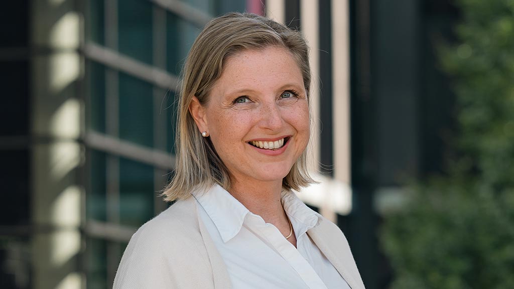 Astrid Eberle headshot