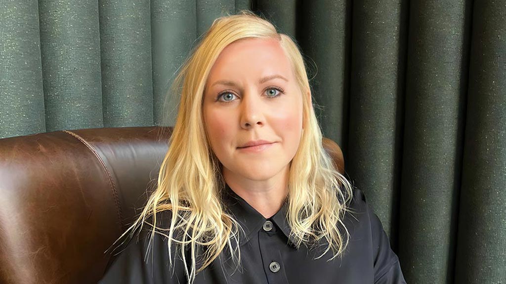 Kelly Dubisar headshot