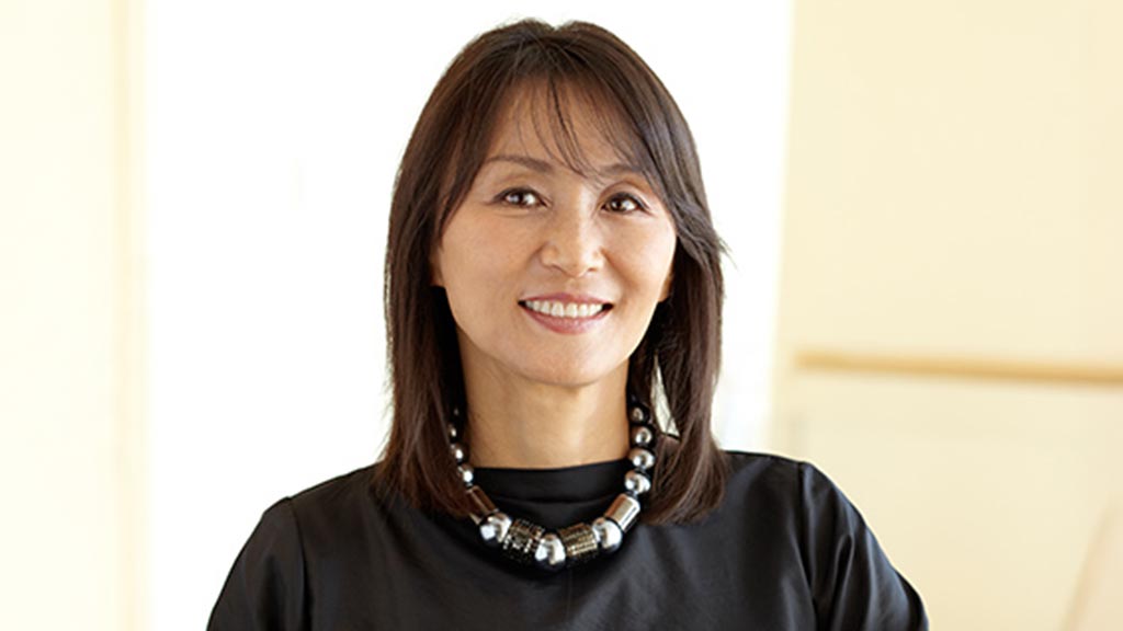 EJ Lee headshot