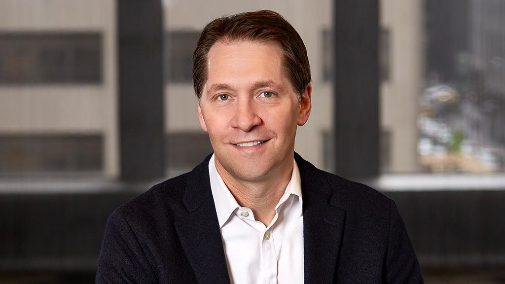 Johnathan Sandler headshot