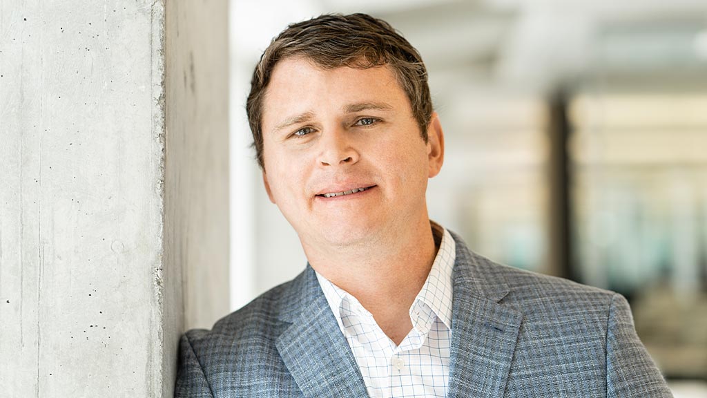 Jason Ross headshot