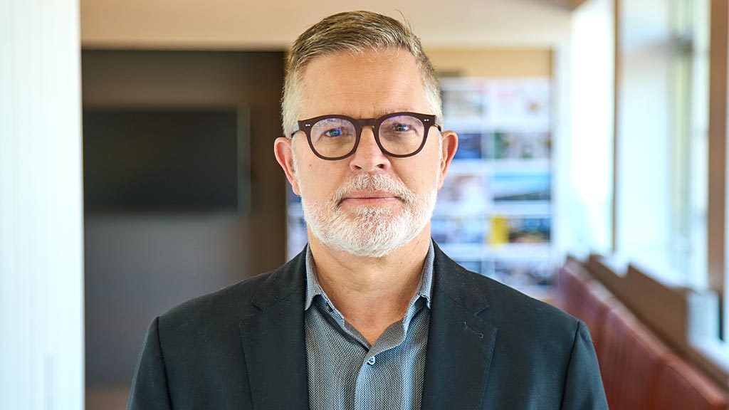 Ross Conway headshot