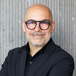 Eduardo Ramos headshot