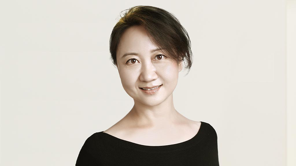 Jing Chang headshot