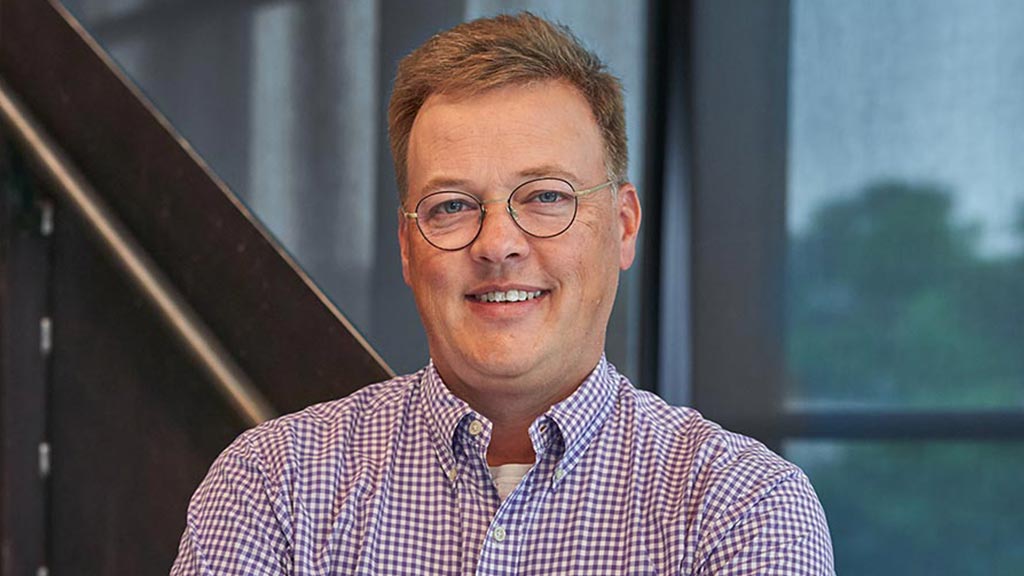 Pete Chalfant headshot