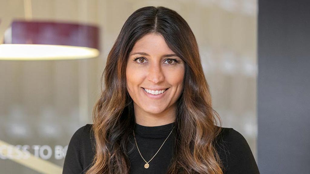 Karina Silvester headshot
