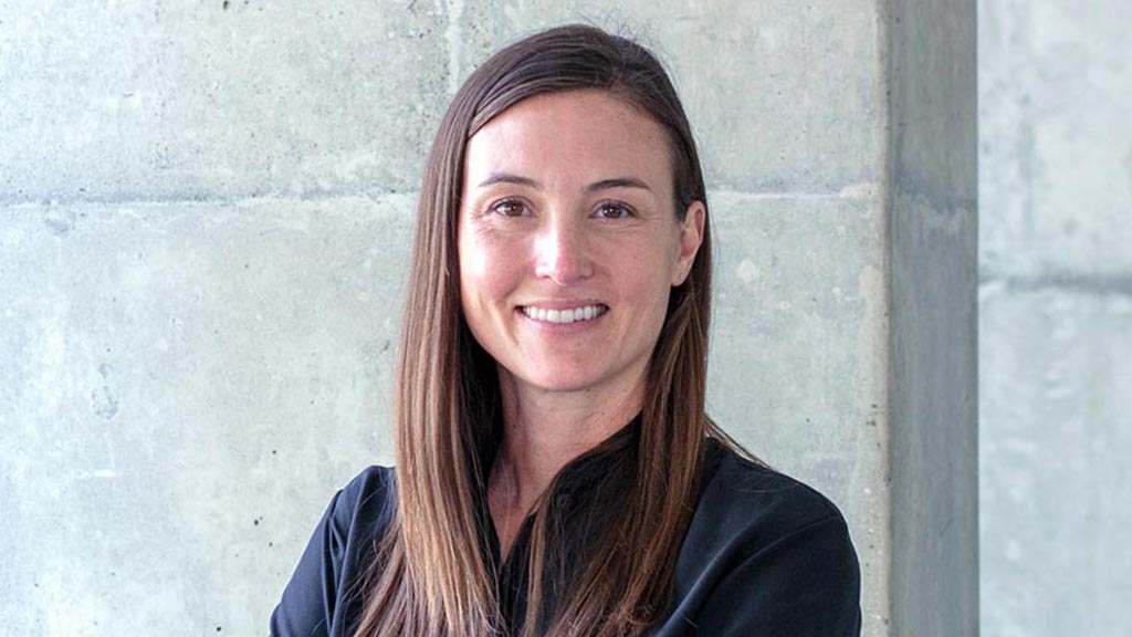 Jennifer Hamilton headshot