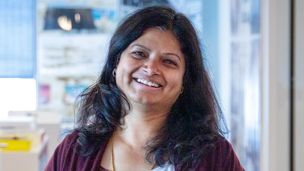 Meena Krishnan headshot