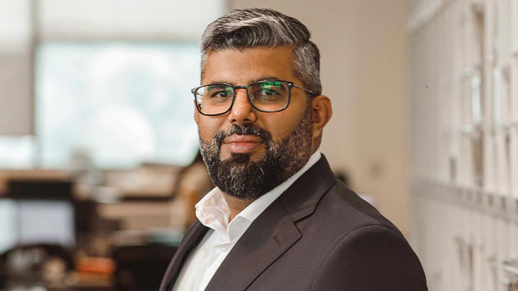 Ali Jumani headshot