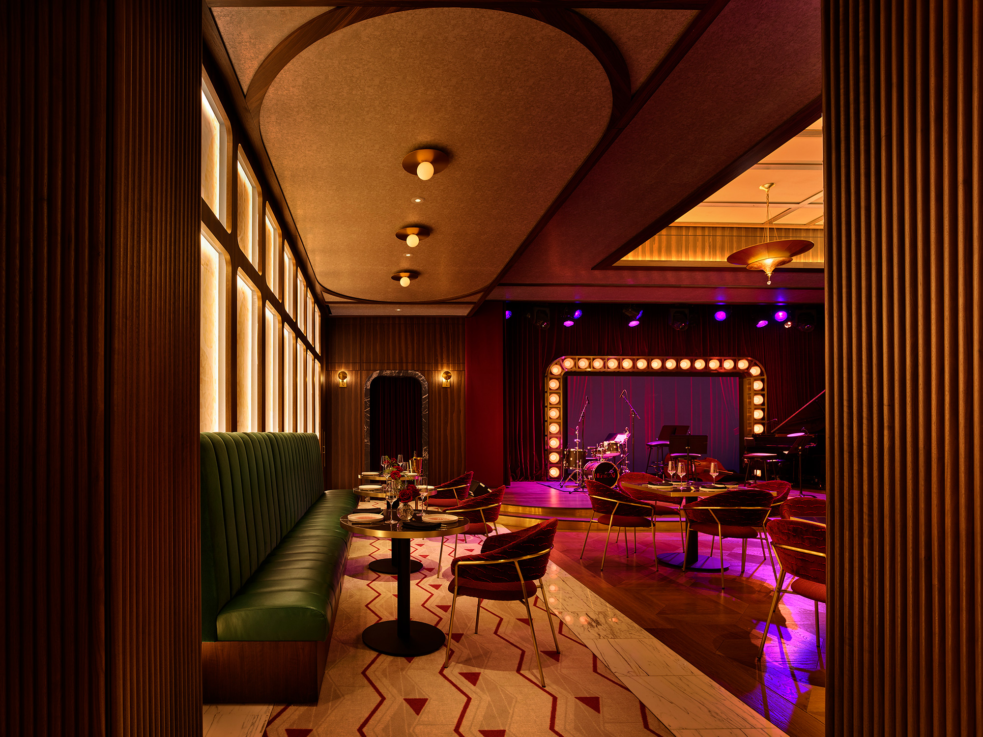 A room with tables and chairs.