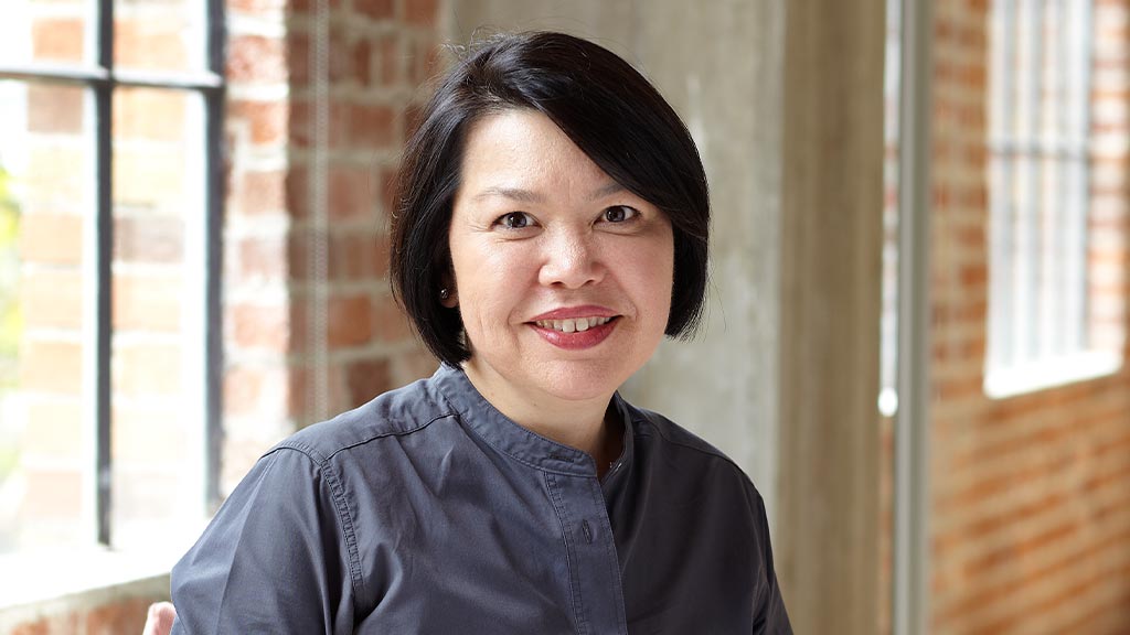 Cathy Terashita headshot