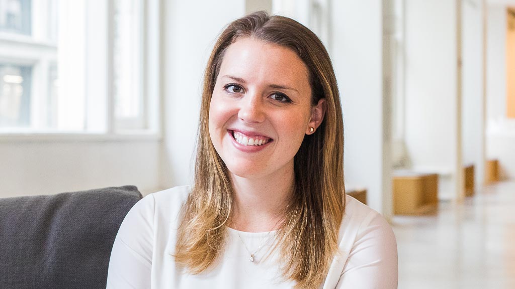 Alice Davis headshot