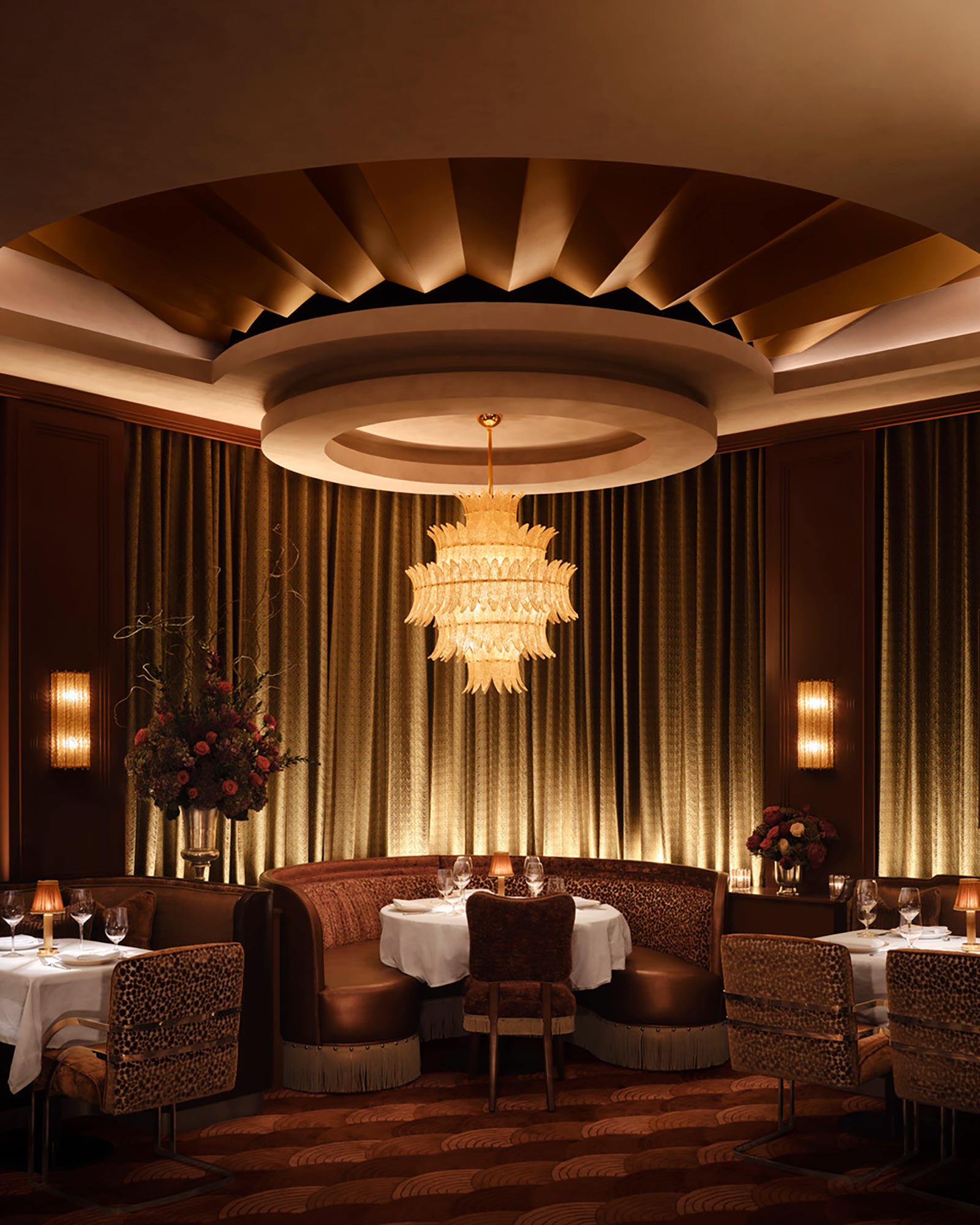 A room with tables and chairs.